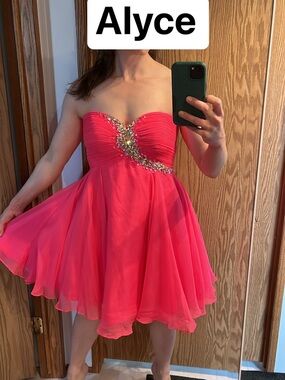 Beautiful Hot pink Strapless Beaded sequin Chiffon Party babydoll Dress